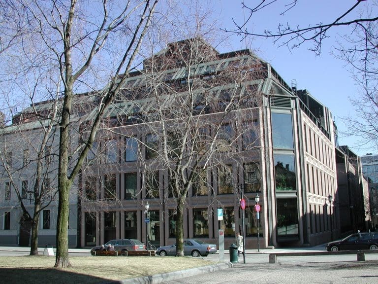 Pengemarkedsrenten til bunns
