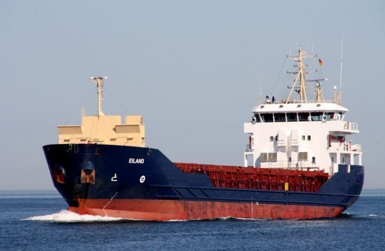 BioMar setter inn ny fôrbåt