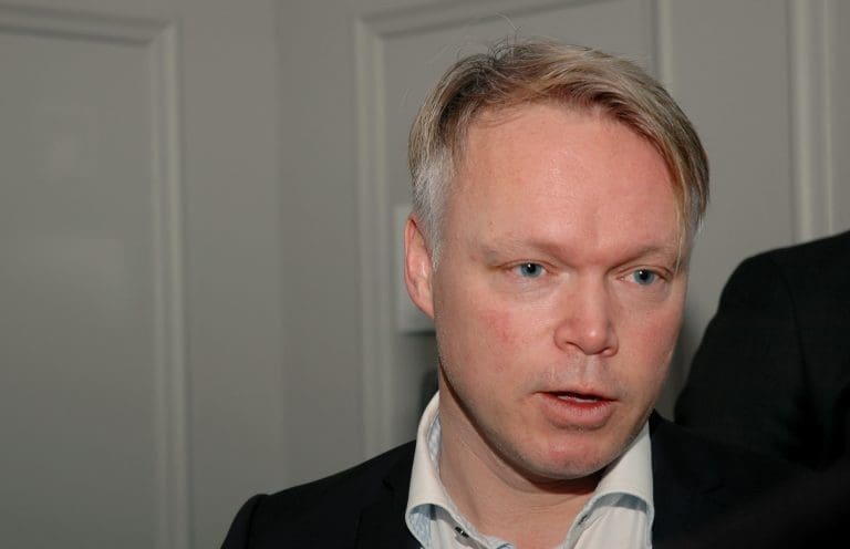 SalMar blar opp 16,3 millioner kroner for fotballhall