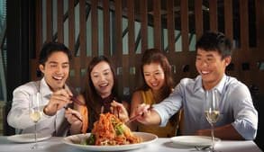 Norsk laks har endret høytiden i Singapore