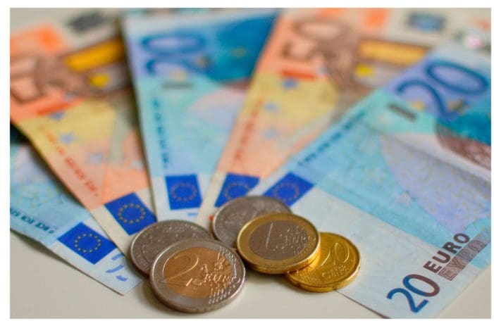 På full fart mot ti kroner