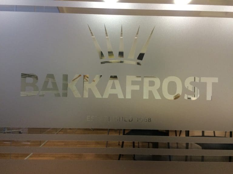 Nederlandsk kapitalforvalter kjøper fem prosent av Bakkafrost