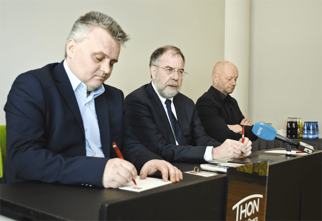 Trues av streik