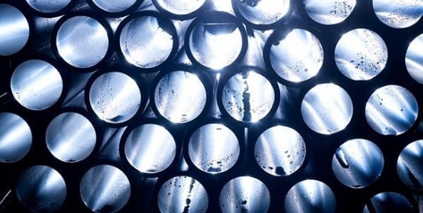 Naturvernforbundet til VG: – Oppdrettsanlegg slipper ut 316 tonn plast i havet hvert år