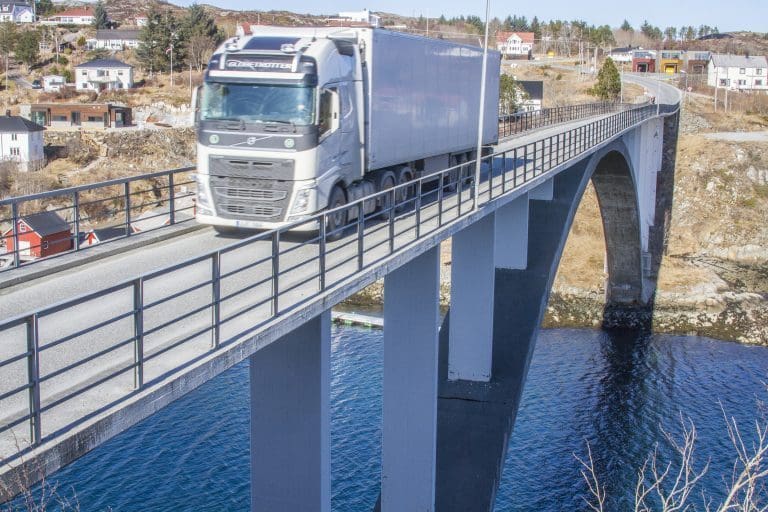 Denne brua gjør at Marine Harvest Ulvan behøver 700 flere trailerturer per år enn normalt
