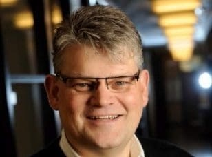 Obrestad fortsetter nedsalget i AKVA group