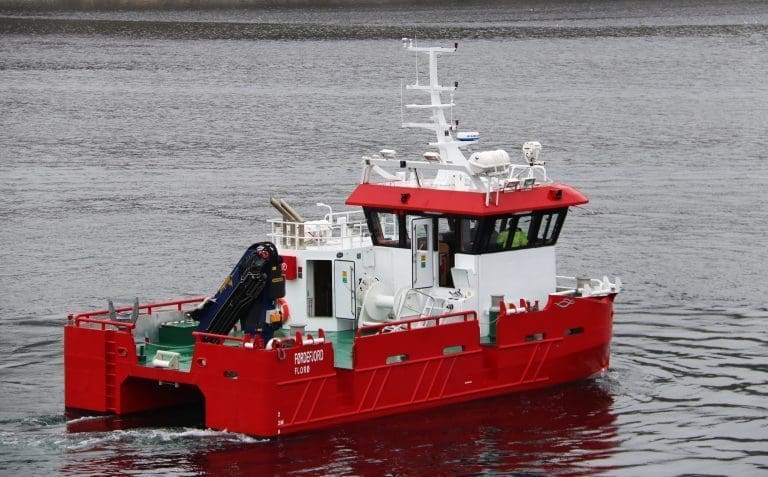 Første Moen Marin-leveranse til Flokenes Fiskefarm