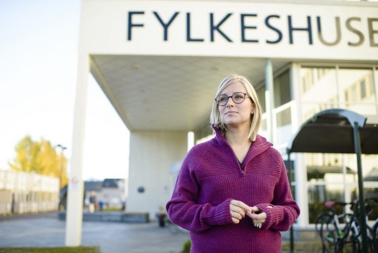 – Det er vi i fylkeskommunen som gir konsesjoner i de aktuelle områdene som er åpnet, det kan ikke kommunen stoppe