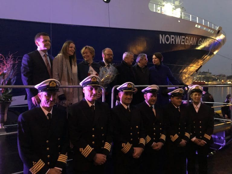 Dåpsfest på Bryggen for &laquo;Norwegian Gannet&raquo;