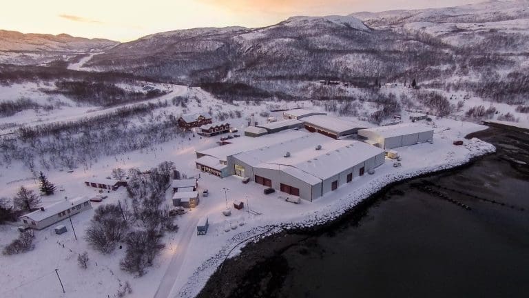 Lerøy investerer én milliard kroner i sitt postsmoltanlegg i Finnmark