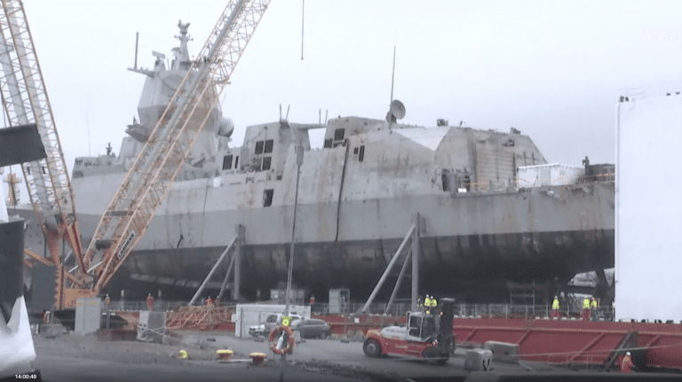Søndag kveld skal KNM &laquo;Helge Ingstad&raquo; fraktes hjem