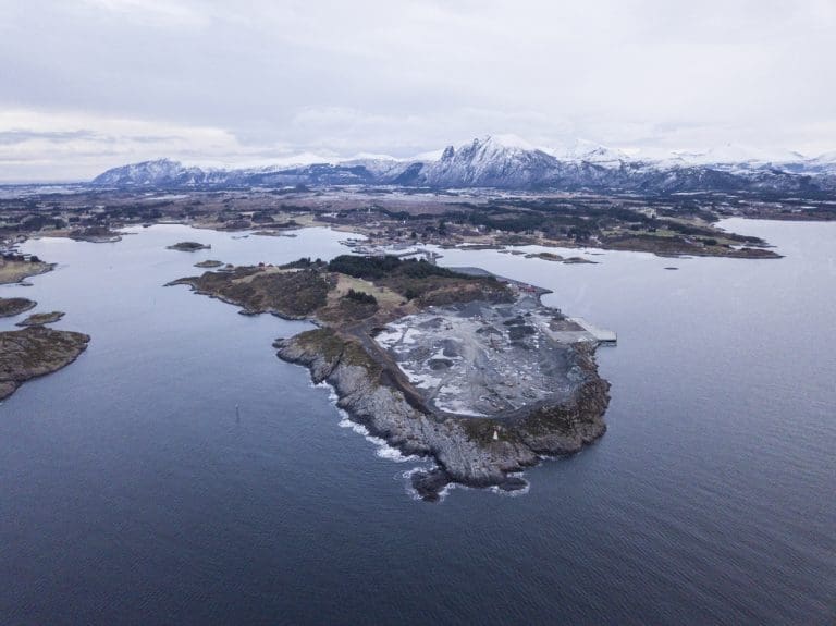 Salmon Evolution kjøper tomt for utbygging