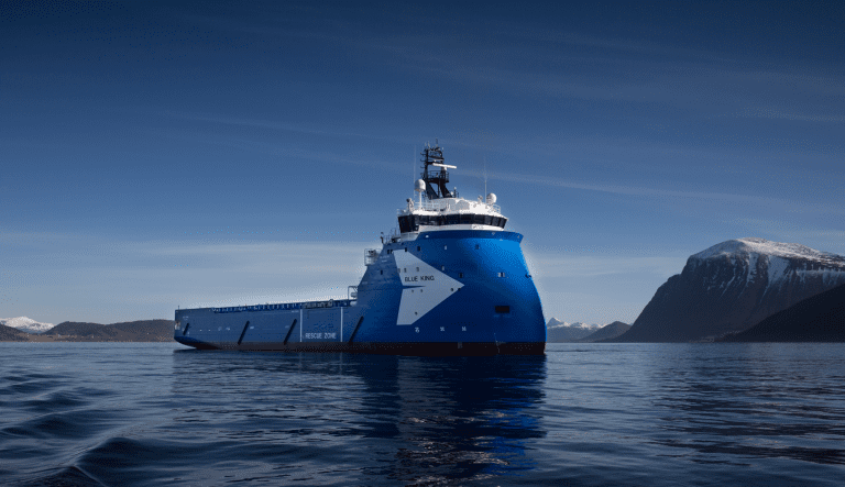 Halsebakk på lag med Farstad i supply-comeback