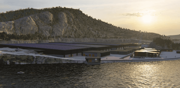 Tidligere fiskeriminister involvert i landbasert oppdrettsprosjekt i Rogaland – vil produsere 40.000 tonn laks i gammelt steinbrudd
