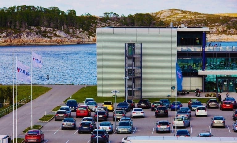 Koronasmitte på SalMars laksefabrikk på Frøya