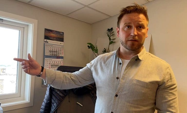 – Dette her er innihelvetes tungt. Det er rett og slett katastrofe