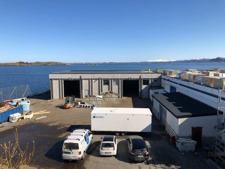 Averøybedrift vokser raskt i rensefisk – og henter arbeidskraft fra Spania