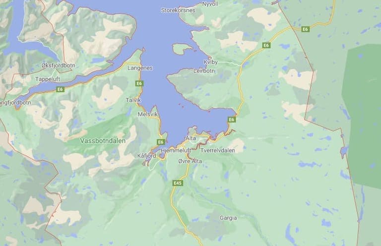 15.000 liter klor i sjøen ved lakseslakteri i Alta