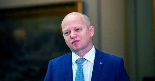 Vedum etter permitteringsvarsler for 1.281 personer: – Det er ikke foreslått grunnrenteskatt på foredling