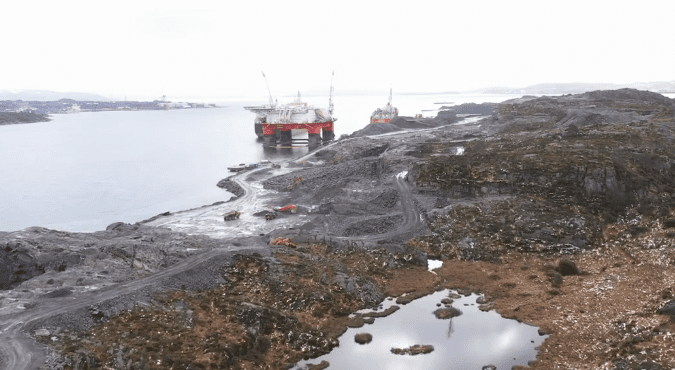 Viking Aqua sikter på første utsett av smolt neste år. Men da trenger de boliger til de ansatte