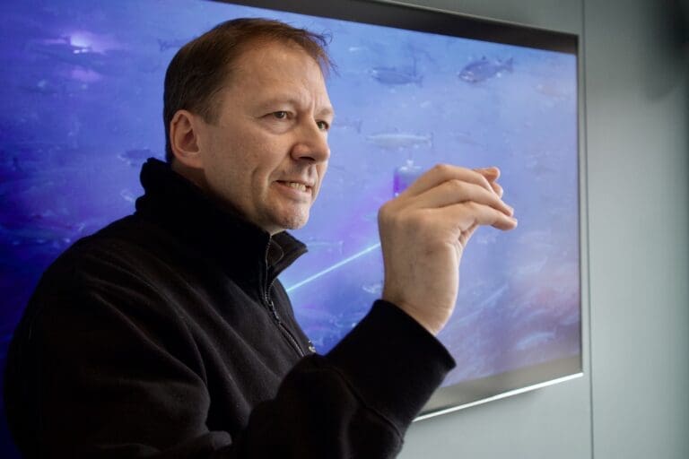 Stingray feirer ti år med Kroatia-tur for 190 ansatte – og skreddersydde badebukser