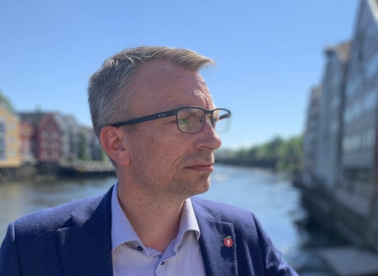 – Mobb ikke kameraten min!