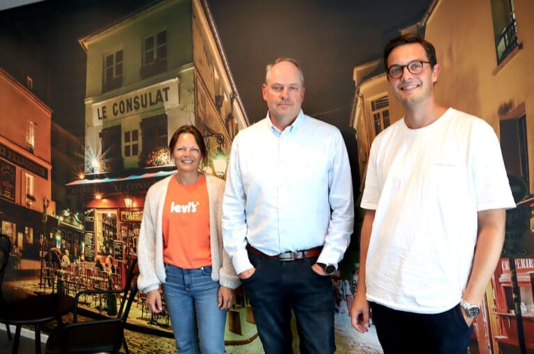 På Averøya selger de nå laks for to milliarder kroner i året