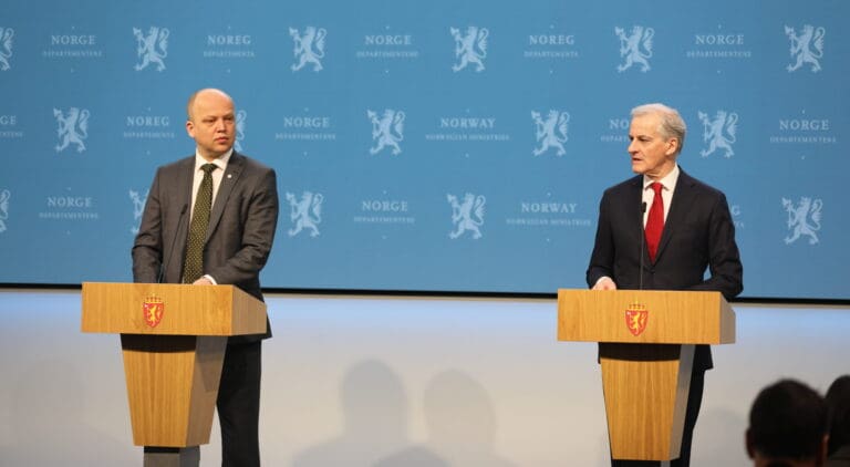 Hvorfor måtte de gjøre det så dyrt og komplisert?