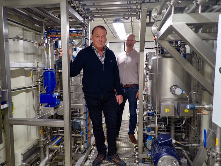 Dobbel vannbehandlingskontrakt for M Vest Water