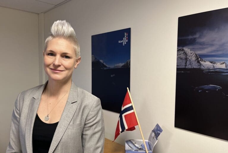 Inflasjonen påvirker svenskenes appetitt på norsk laks: – Konsumentene velger bort hele kategorien
