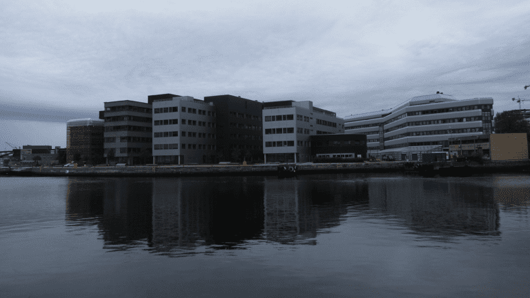 AquaCloud kaster kortene