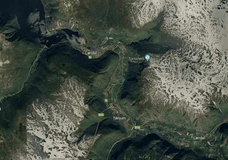 Kraftsvikt stoppet vannføringen i Lærdalselva: – Det ligger strødd med fisk i alle størrelser på elvebunnen