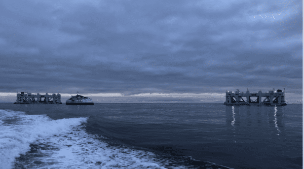 Nye funn om laks og bølger lover godt for offshore oppdrett