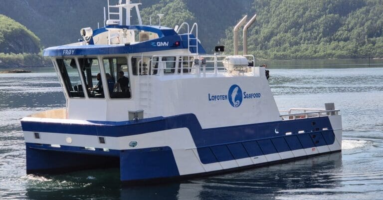 Her er Lofoten Sjøprodukters nye oppdrettskatamaran