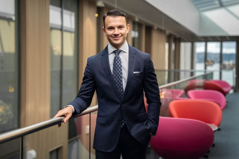 Mads Aarvik går fra PwC til Seafood People